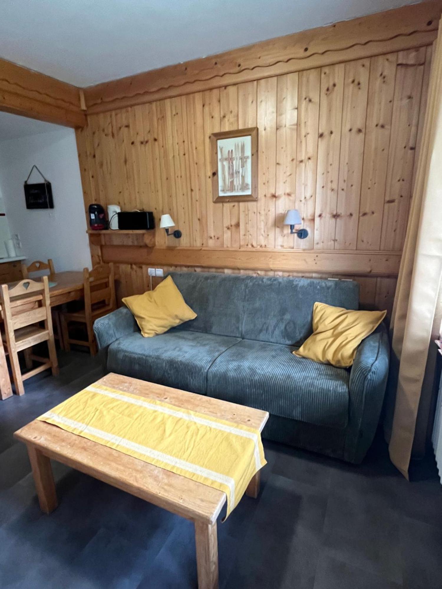 Appartement T2 Pour 6 Personnes A 孔布卢 外观 照片